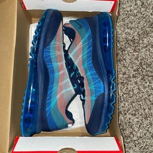 NIKE AIR MAX 95  BRAVE BLUE SZ 11.5